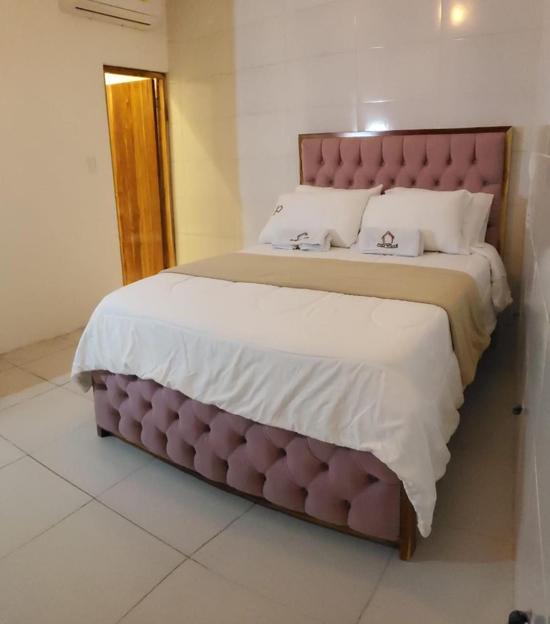 Hostal Casa Torres Centro Historico - Adults Only Cartagena Екстер'єр фото